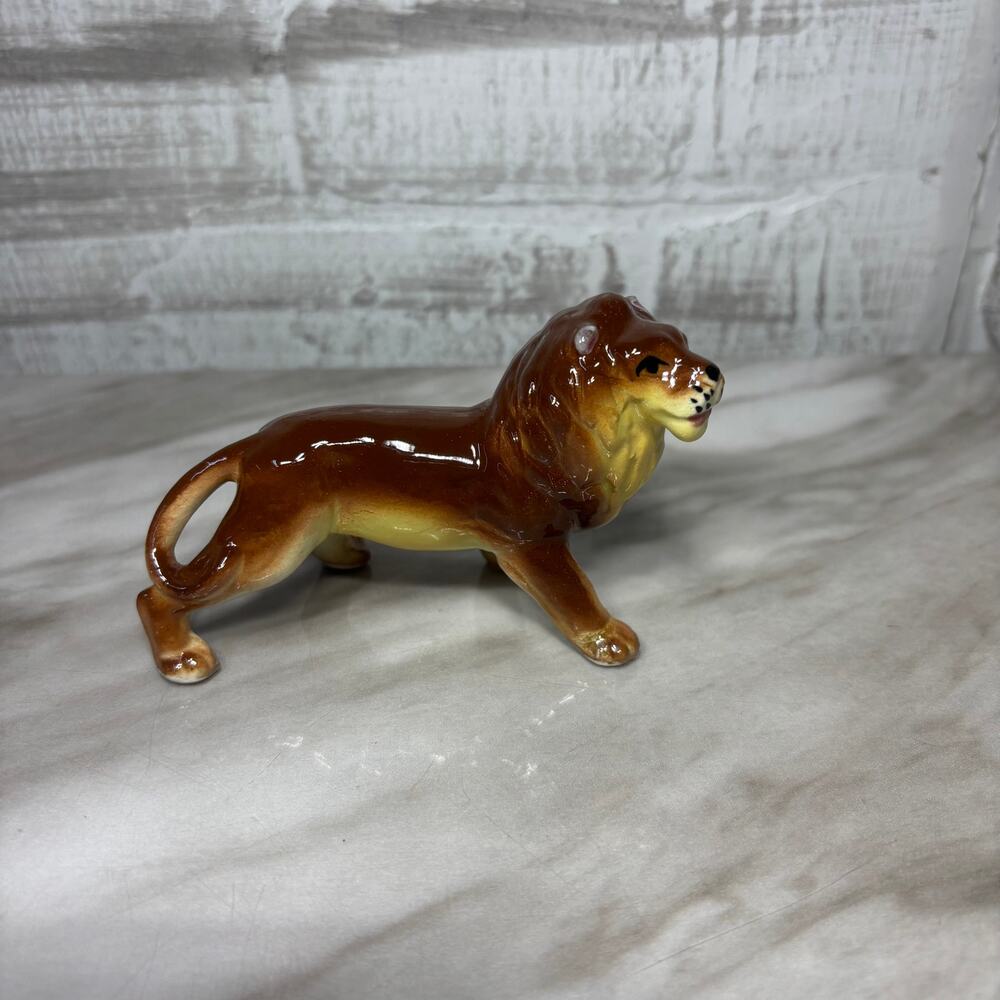 Vintage Japanese Porcelain Lion Figurine